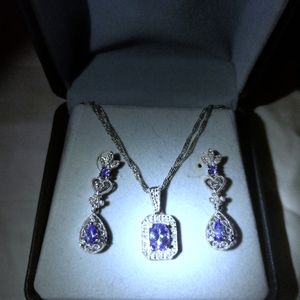 Tanzanite and White Gold with Diamond Pavé